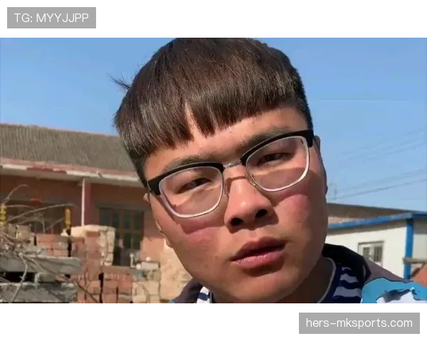蒋林静赛场像战士，下场背的那只包比我半年工资还夸张